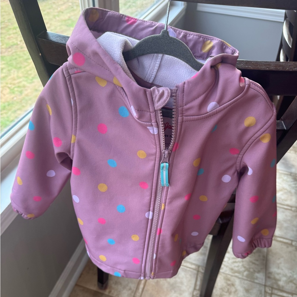 Cat & Jack purple soft shell jacket
2T
GUC girls coat polka dots